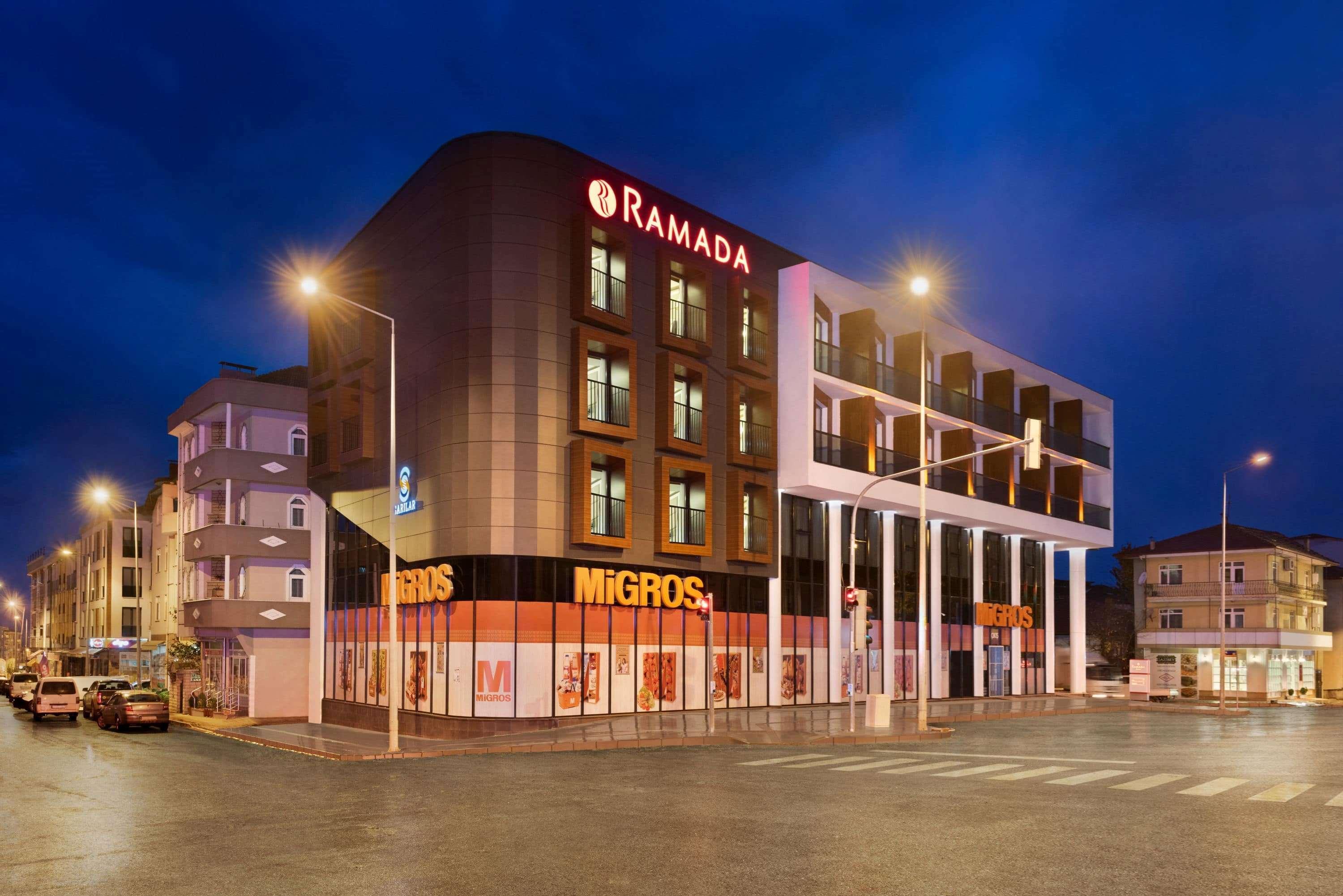 Hotel Ramada By Wyndham Sakarya Hendek Extérieur photo